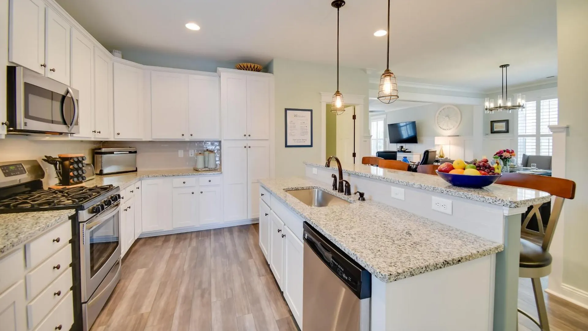 Spacious Norfolk Home With Private Hot Tub! North Camellia Acres United States